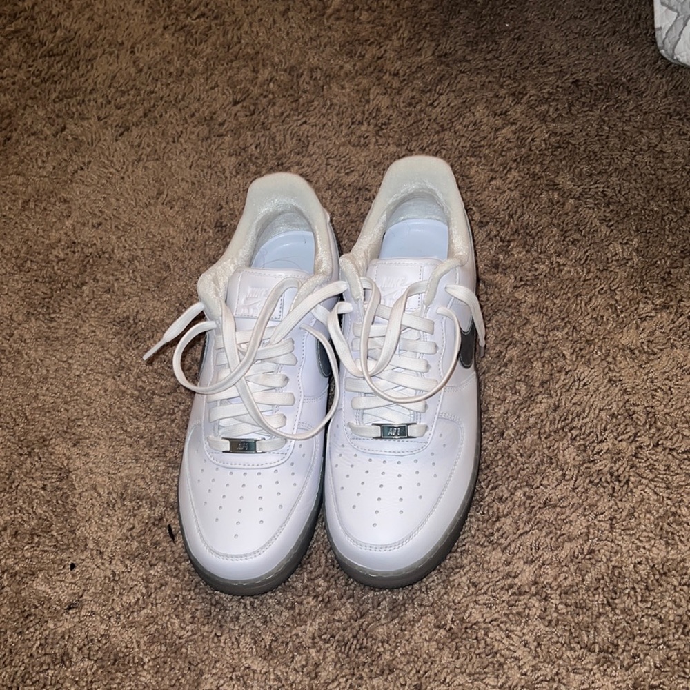 Nike Air Force 1 white gray platinum